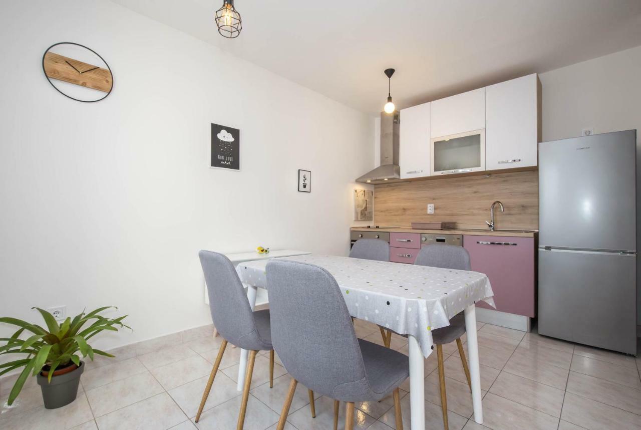 Apartman Sesna Bol Dış mekan fotoğraf